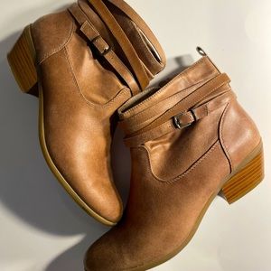 Kim Rogers ankle boots brown